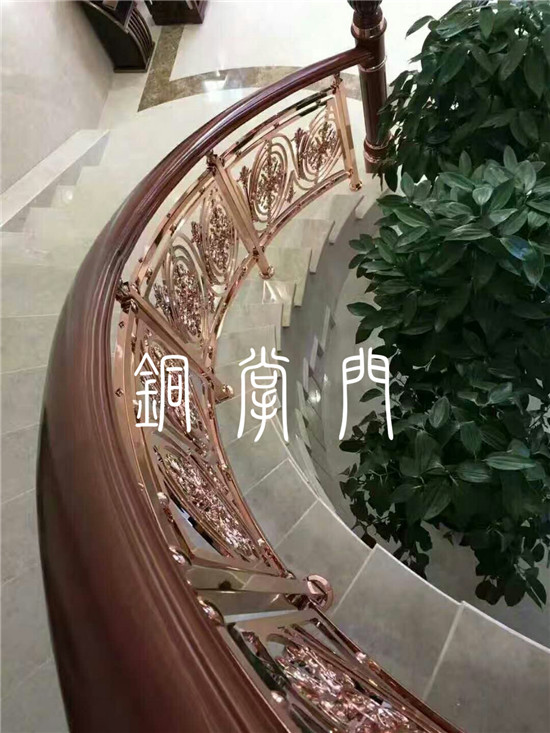 铜栏杆生锈的真原因